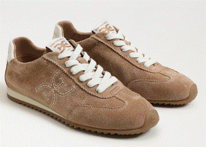 サムエデルマンのローファーが日本で人気の理由とは？